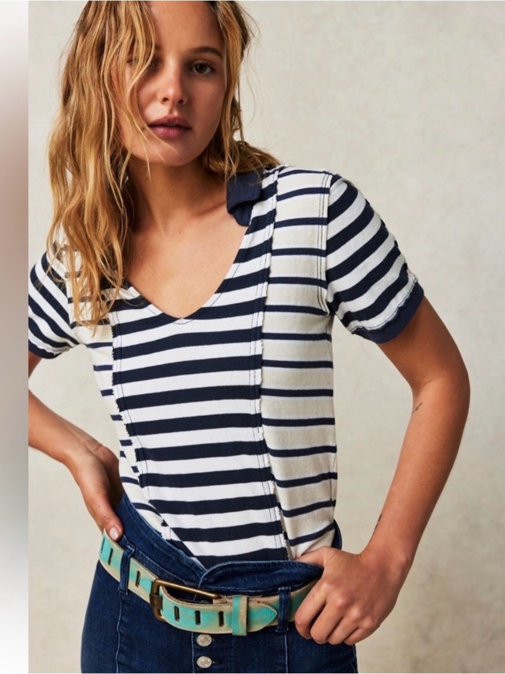 We The Free Navy and White Striped Up V-Neck Short Sleeve Top, guc, sz Med